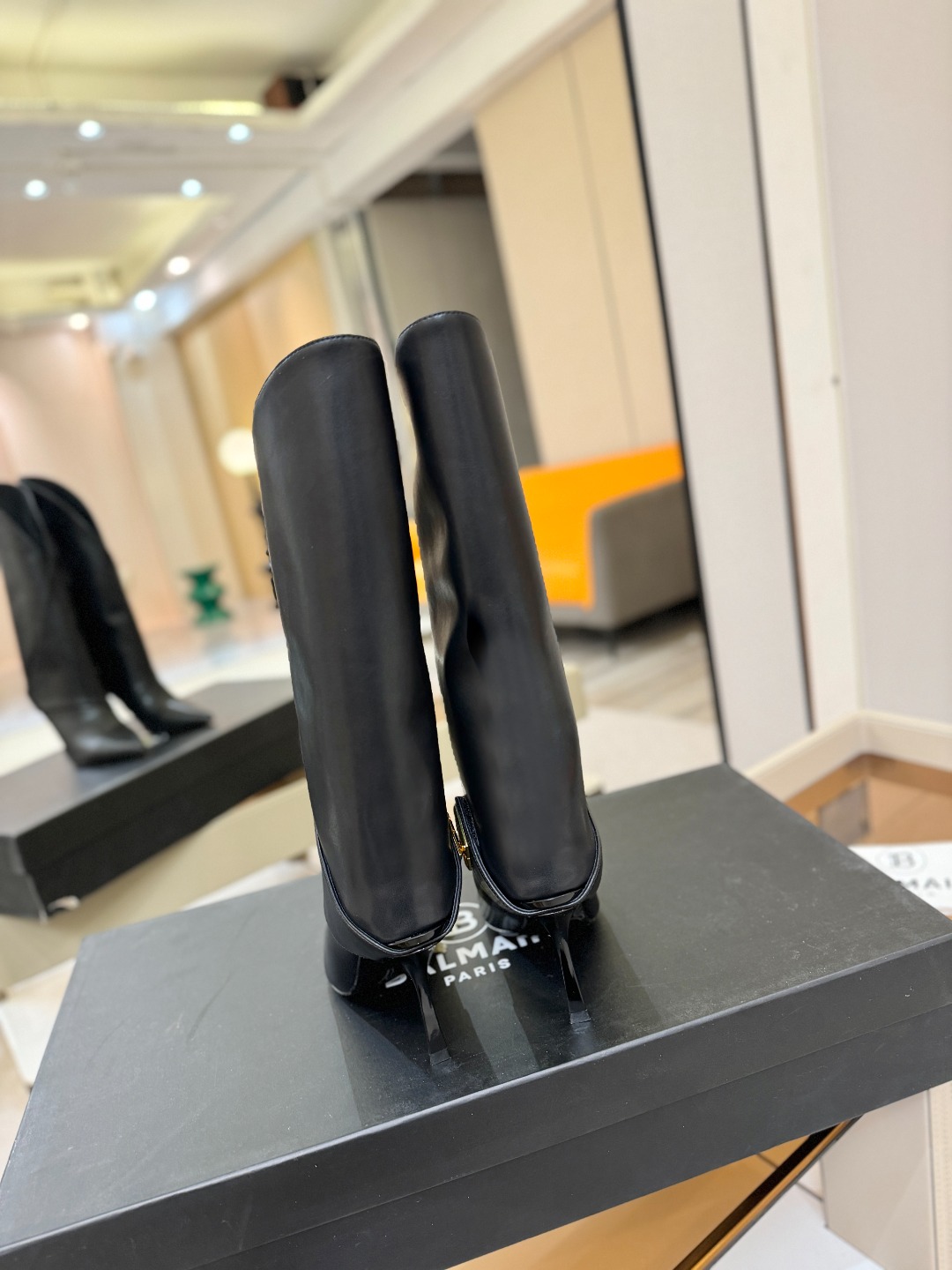 价格:620 Blamain 巴尔曼💓👢独家首发 𝑩𝒍𝒂𝒎𝒂𝒊𝒏 巴尔曼 𝑭𝒘 秋冬季新款 Balmai