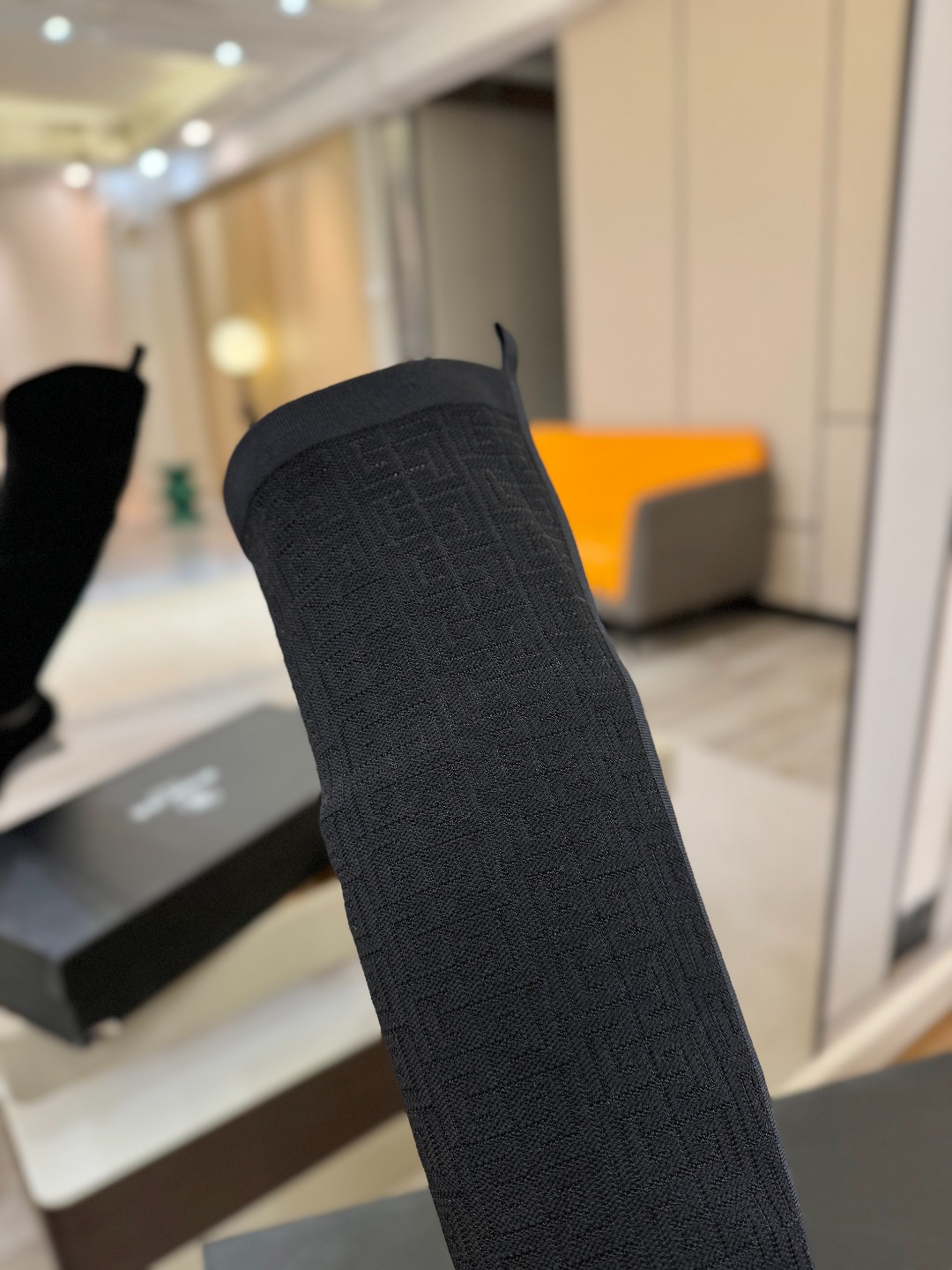 Balmain巴尔曼2025秋冬新款针织过膝弹力靴！海外订购原版1:1完美复刻！📛鞋面：原版定制飞织鞋面