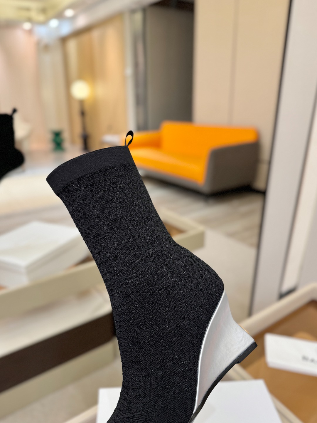 Balmain巴尔曼2025秋冬新款针织过膝弹力靴！海外订购原版1:1完美复刻！📛鞋面：原版定制飞织鞋面