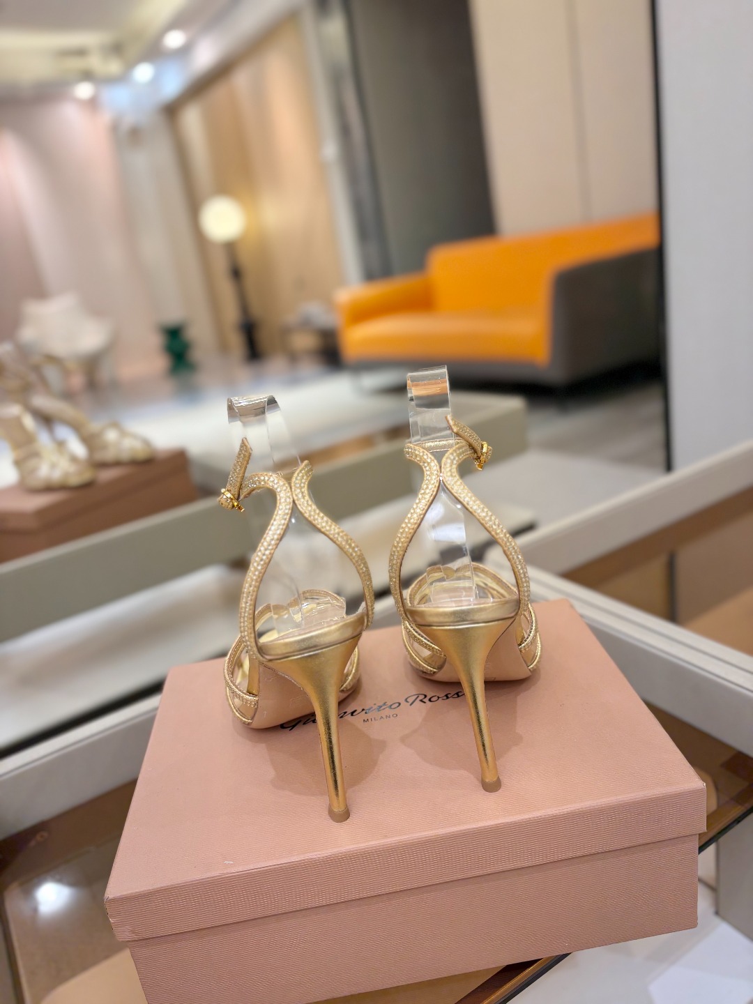 Gianvito Rossi 👠顶级版本！代购品质！👡施华洛奇水钻圆头高跟拖鞋，宛如从童话中走来的仙履😜