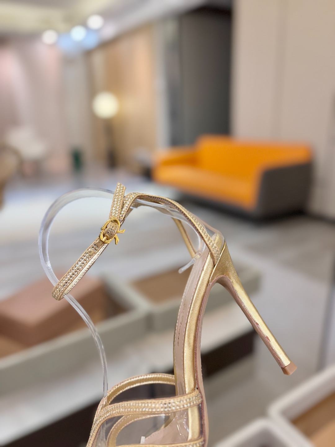 Gianvito Rossi 👠顶级版本！代购品质！👡施华洛奇水钻圆头高跟拖鞋，宛如从童话中走来的仙履😜