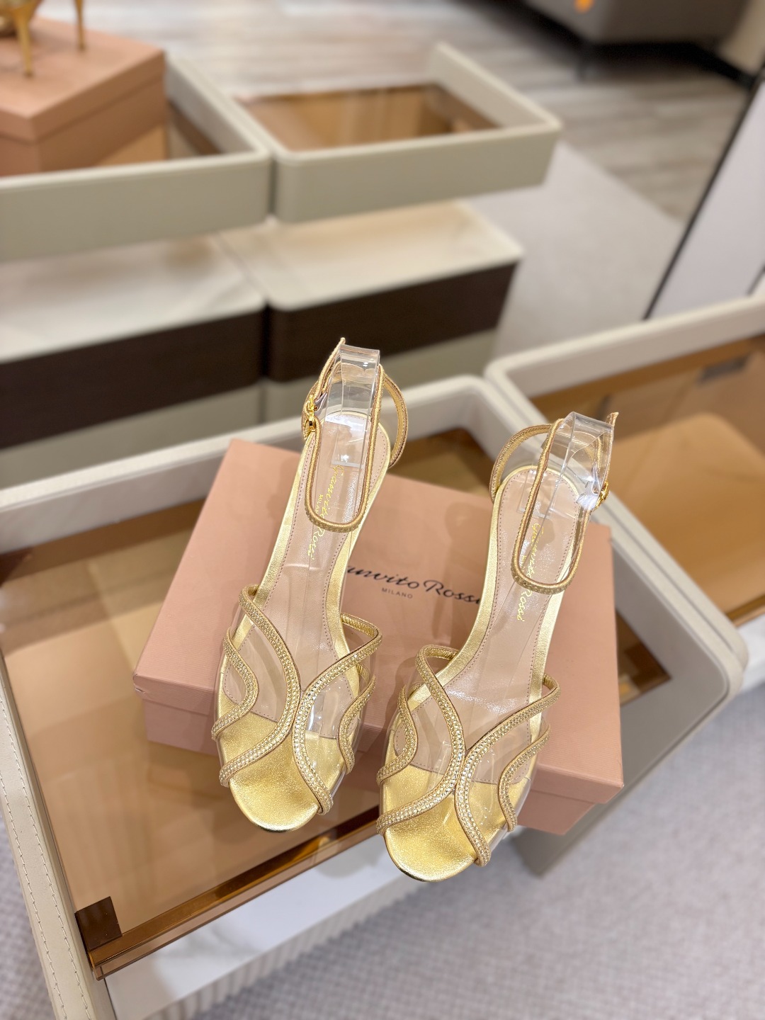 Gianvito Rossi 👠顶级版本！代购品质！👡施华洛奇水钻圆头高跟拖鞋，宛如从童话中走来的仙履😜