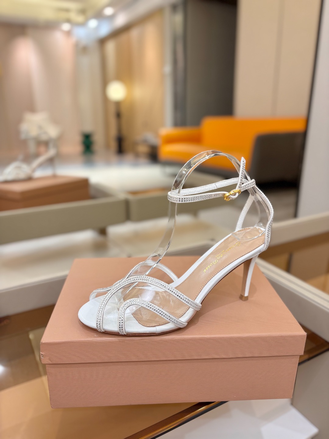 Gianvito Rossi 👠顶级版本！代购品质！👡施华洛奇水钻圆头高跟拖鞋，宛如从童话中走来的仙履😜