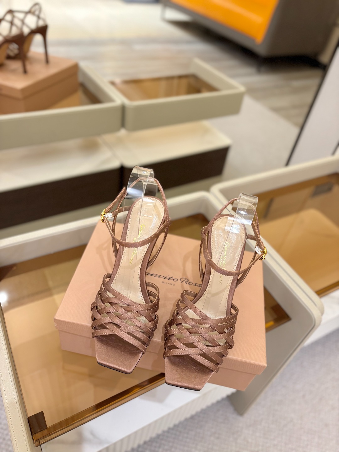 Gianvito Rossi 👠 原版开发 顶级版本 代购品质GianvitoRossi👡这双带子高跟凉