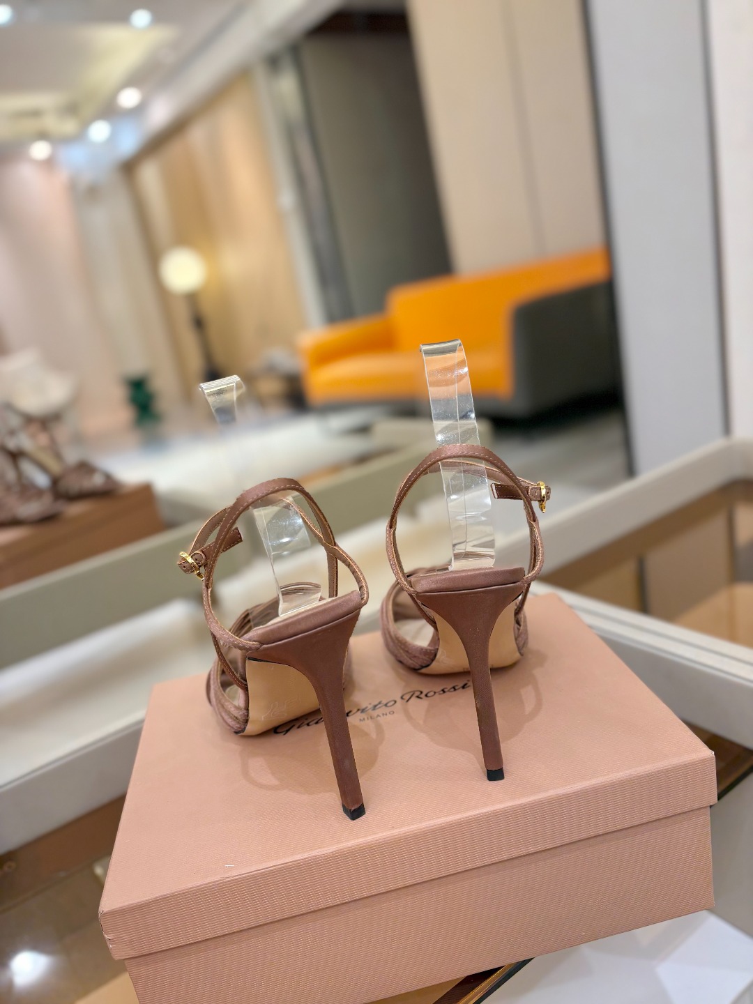 Gianvito Rossi 👠 原版开发 顶级版本 代购品质GianvitoRossi👡这双带子高跟凉