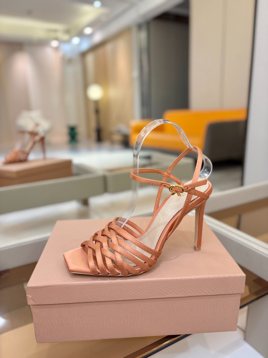 Gianvito Rossi 👠 原版开发 顶级版本 代购品质GianvitoRossi👡这双带子高跟凉