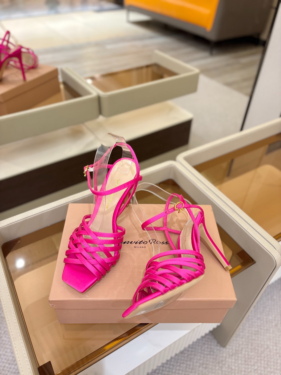 Gianvito Rossi 👠 原版开发 顶级版本 代购品质GianvitoRossi👡这双带子高跟凉