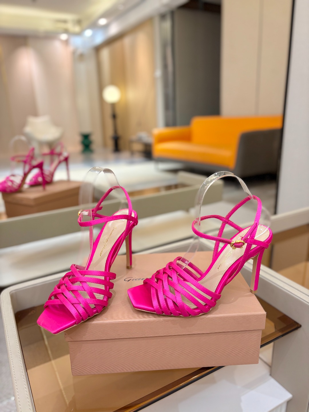 Gianvito Rossi 👠 原版开发 顶级版本 代购品质GianvitoRossi👡这双带子高跟凉