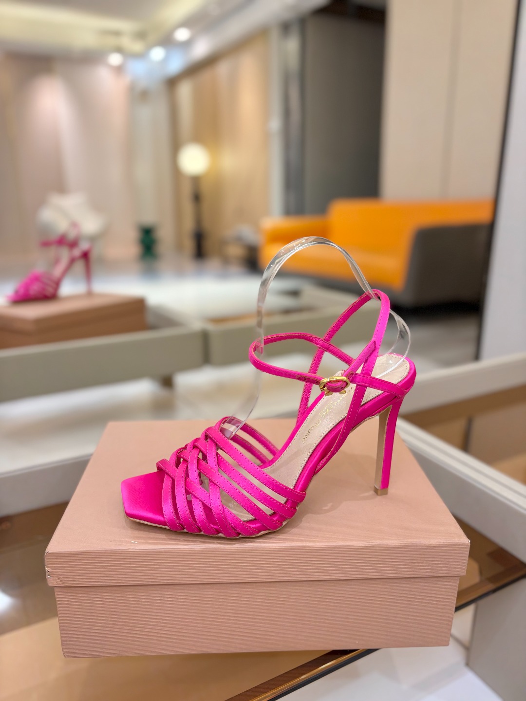 Gianvito Rossi 👠 原版开发 顶级版本 代购品质GianvitoRossi👡这双带子高跟凉