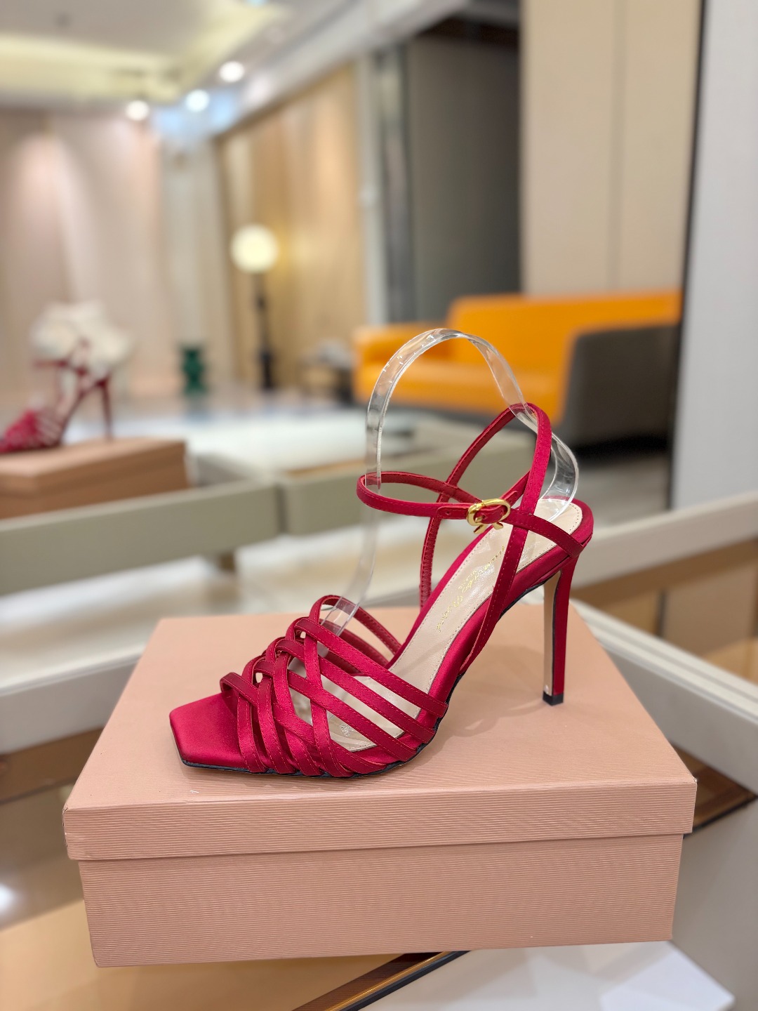 Gianvito Rossi 👠 原版开发 顶级版本 代购品质GianvitoRossi👡这双带子高跟凉