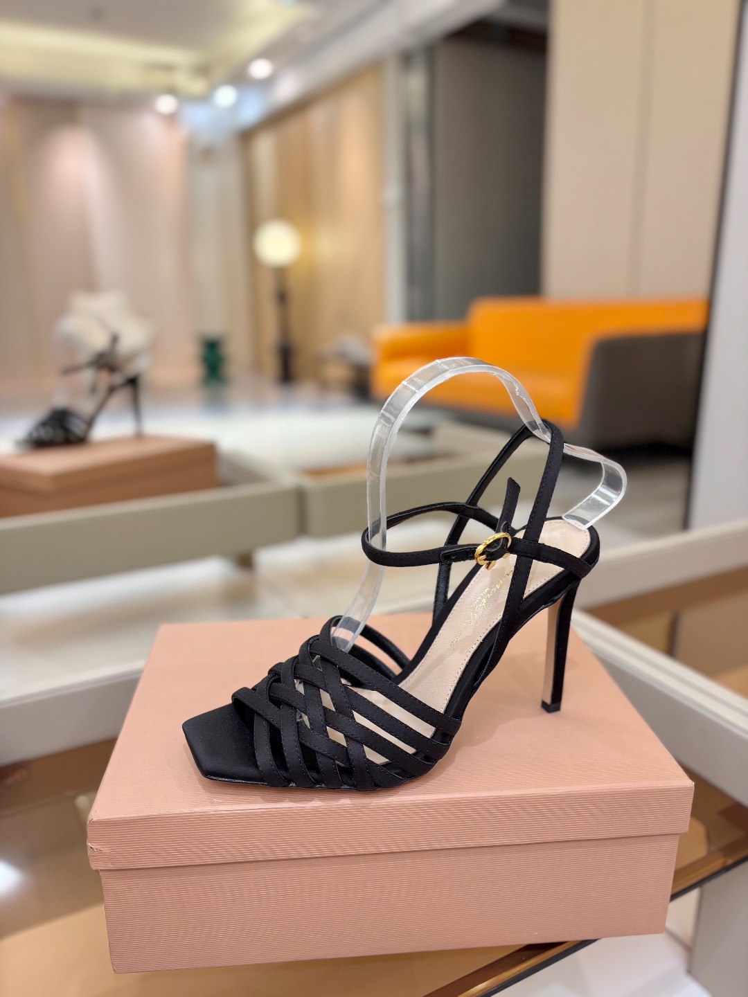 Gianvito Rossi 👠 原版开发 顶级版本 代购品质GianvitoRossi👡这双带子高跟凉