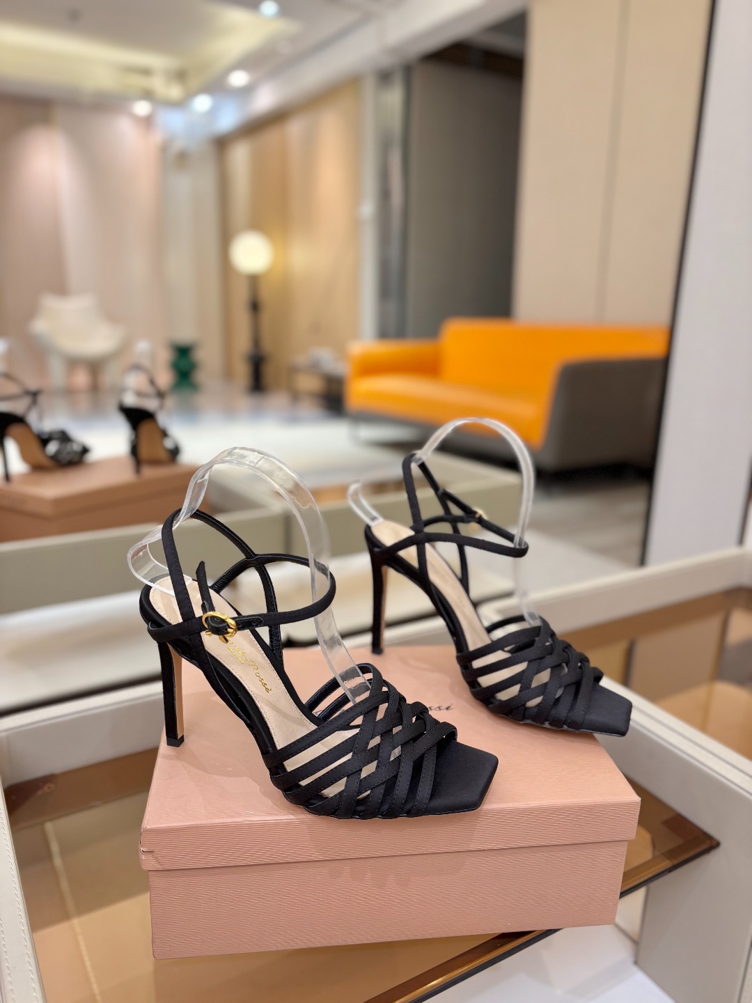 Gianvito Rossi 👠 原版开发 顶级版本 代购品质GianvitoRossi👡这双带子高跟凉