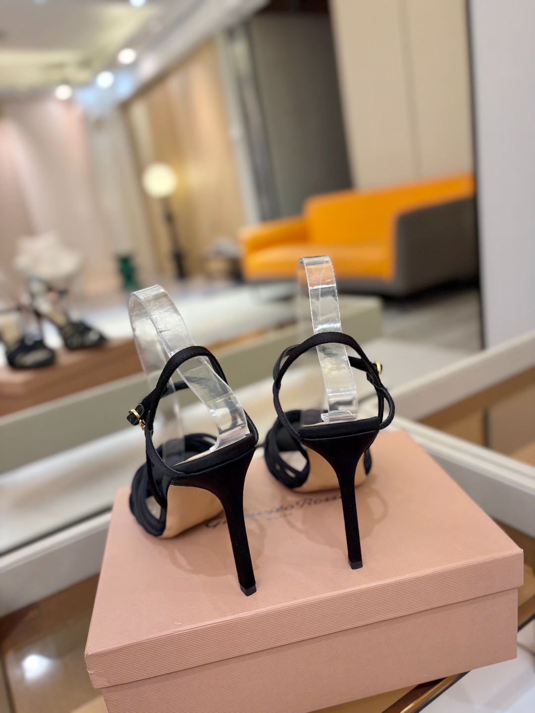 Gianvito Rossi 👠 原版开发 顶级版本 代购品质GianvitoRossi👡这双带子高跟凉