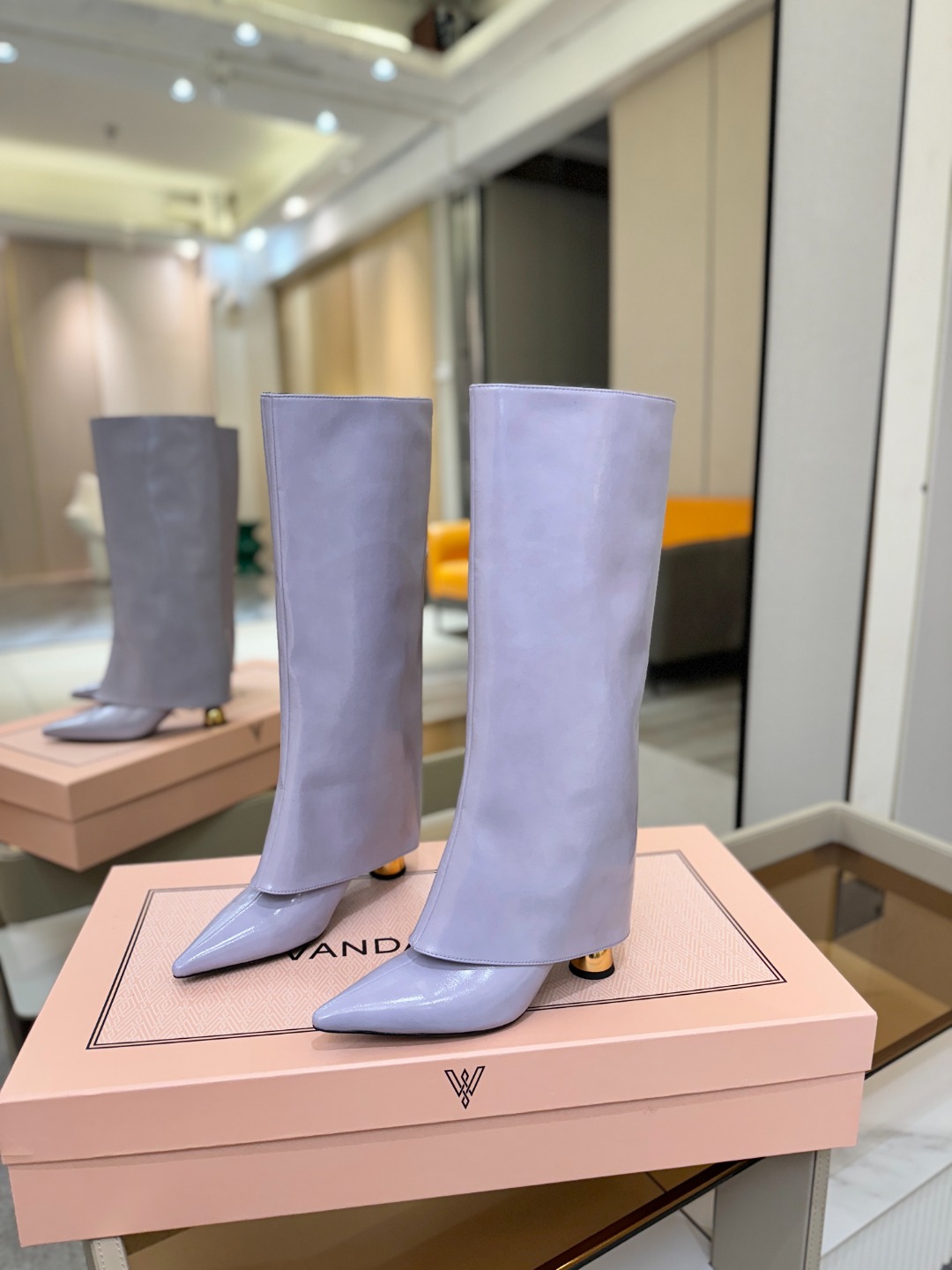 VANDA NOVAK来自意大利品牌 全网独家 鞋跟独特设计酒杯 重磅系列众多联手意大利品牌推出高级感满