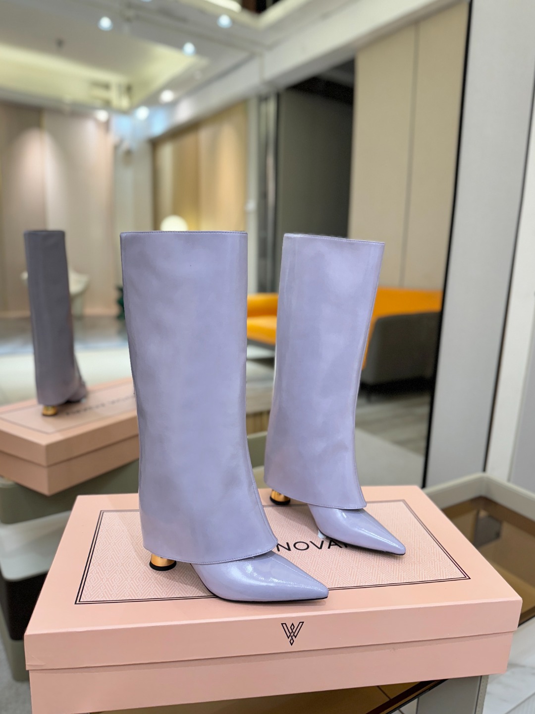 VANDA NOVAK来自意大利品牌 全网独家 鞋跟独特设计酒杯 重磅系列众多联手意大利品牌推出高级感满