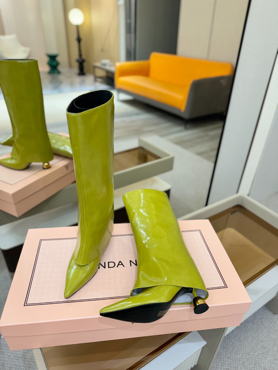 VANDA NOVAK来自意大利品牌 全网独家 鞋跟独特设计酒杯 重磅系列众多联手意大利品牌推出高级感满