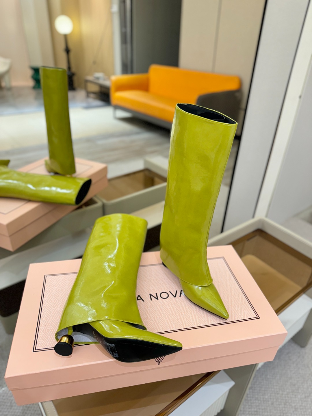 VANDA NOVAK来自意大利品牌 全网独家 鞋跟独特设计酒杯 重磅系列众多联手意大利品牌推出高级感满