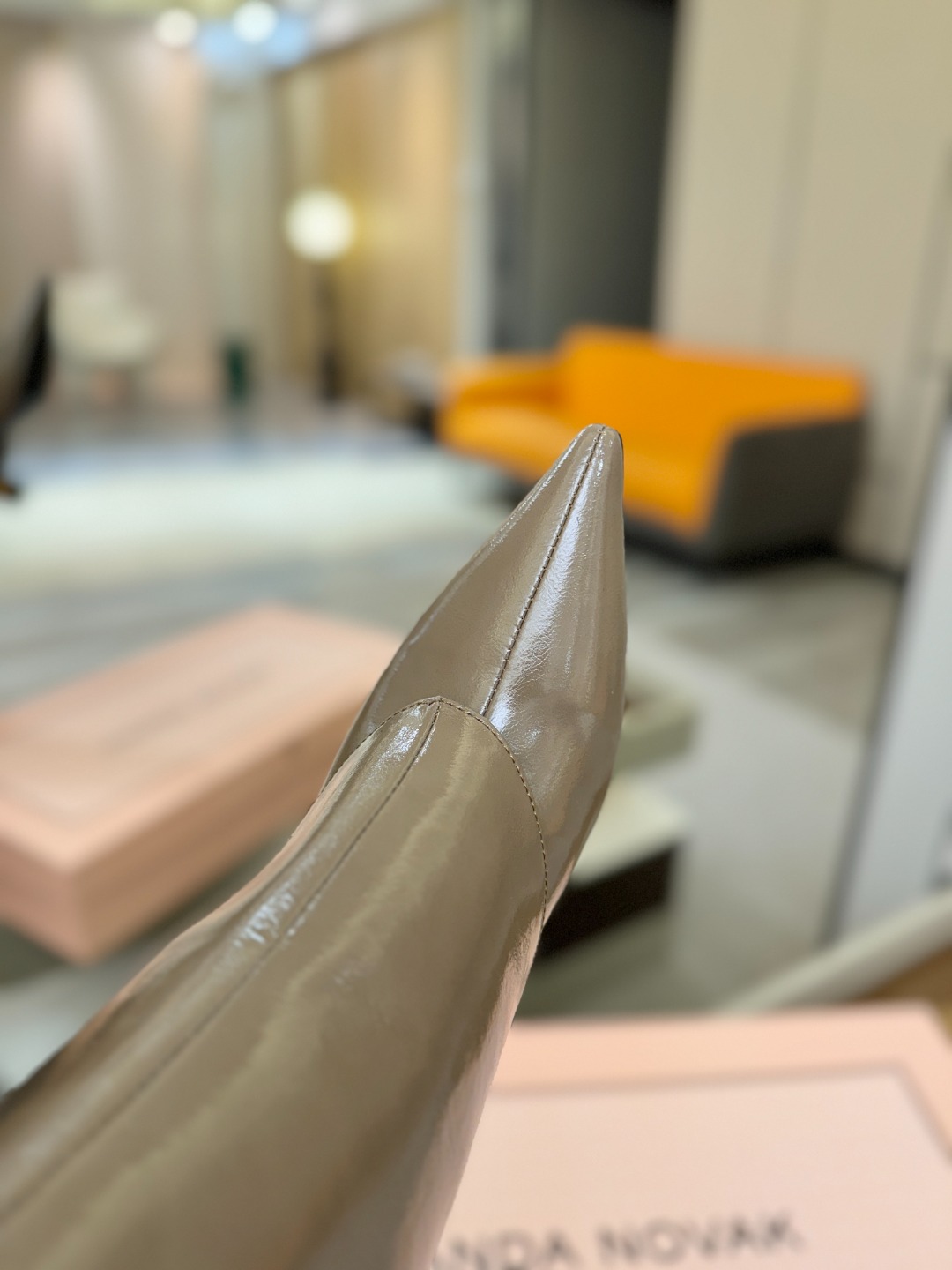 VANDA NOVAK来自意大利品牌 全网独家 鞋跟独特设计酒杯 重磅系列众多联手意大利品牌推出高级感满