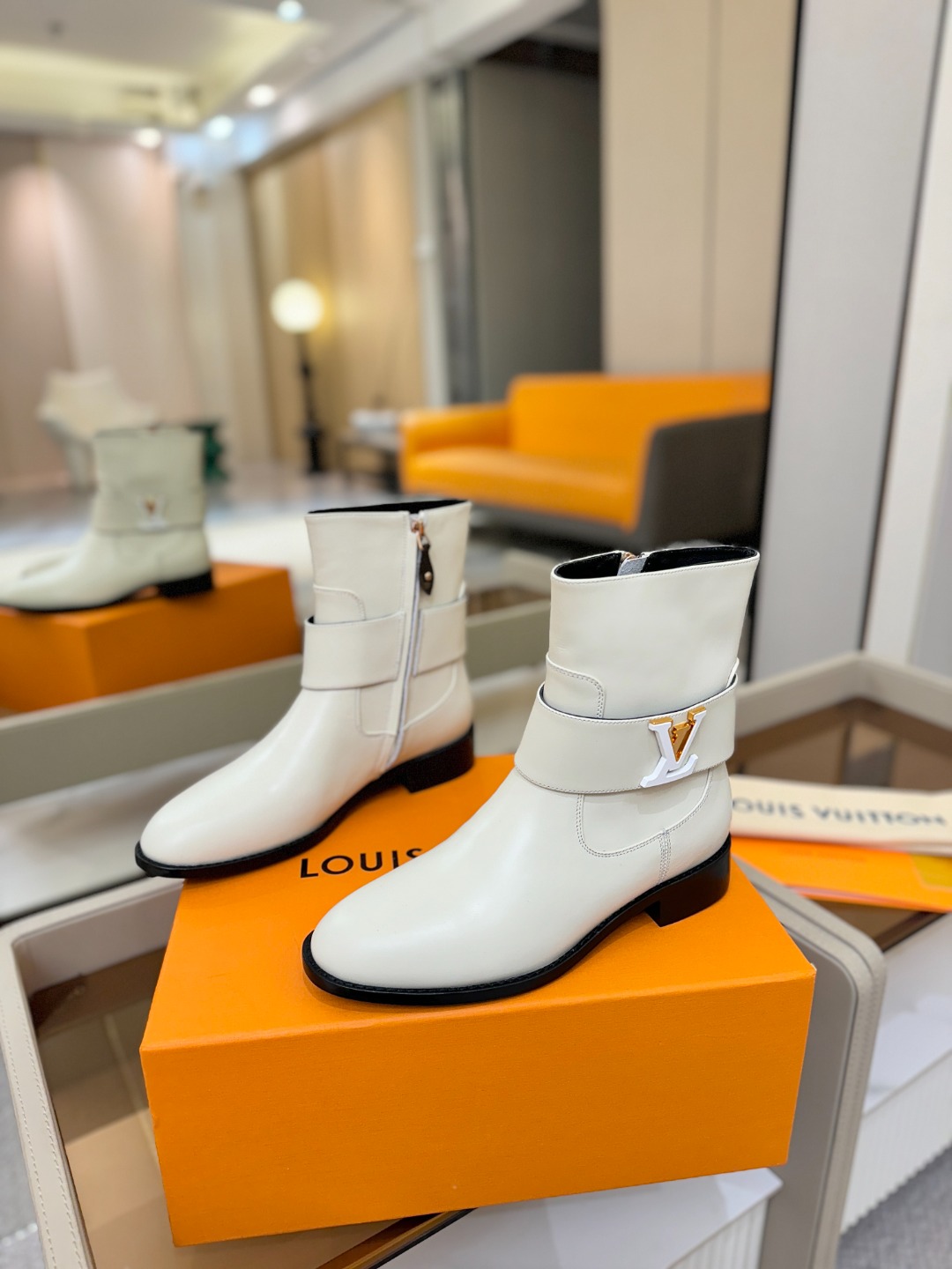 走秀主打 马丁靴 ‼️‼️顶级版本‼️‼️ 高端秋冬战靴 原版购入 一比一完美复刻 全新升级超正鞋楦版型