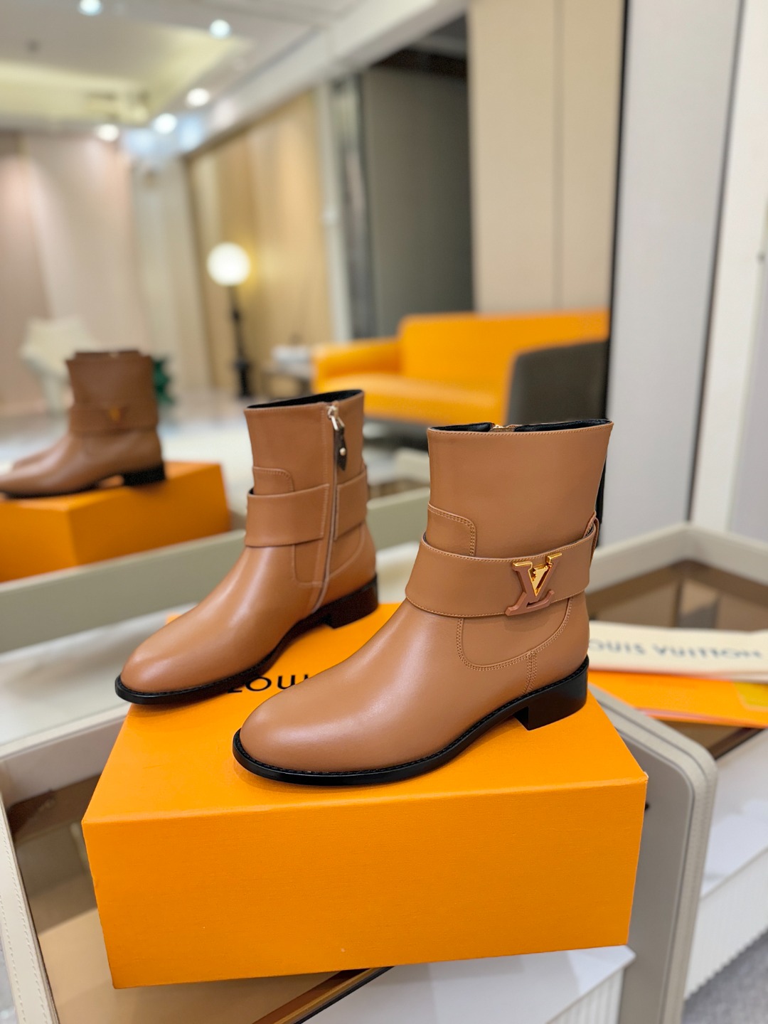 走秀主打 马丁靴 ‼️‼️顶级版本‼️‼️ 高端秋冬战靴 原版购入 一比一完美复刻 全新升级超正鞋楦版型