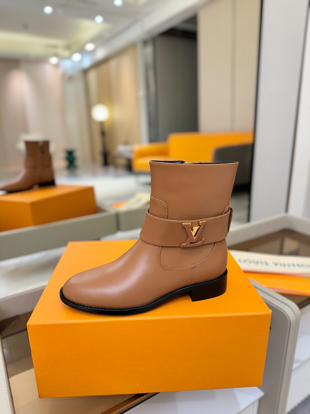 走秀主打 马丁靴 ‼️‼️顶级版本‼️‼️ 高端秋冬战靴 原版购入 一比一完美复刻 全新升级超正鞋楦版型