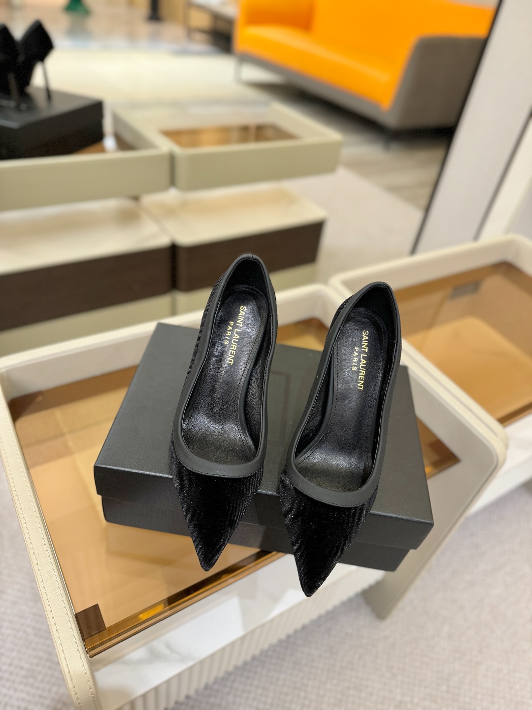 「𝗦𝗔𝗜𝗡𝗧 𝗟𝗔𝗨𝗥𝗘𝗡*」爆款来袭！！！圣罗兰高跟鞋YSL姐姐的美丽尤物高跟鞋 又是人间圣罗lan 