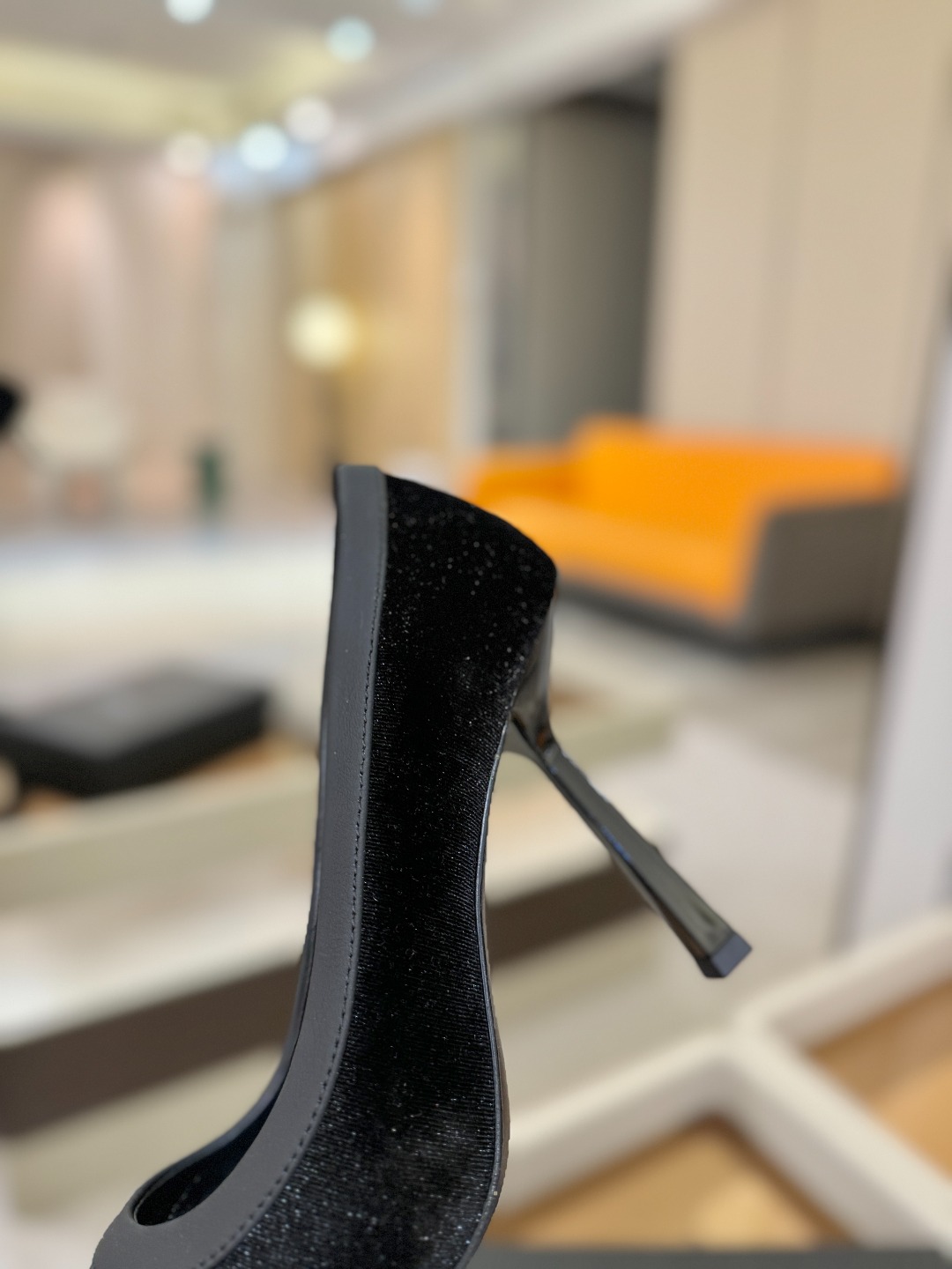 「𝗦𝗔𝗜𝗡𝗧 𝗟𝗔𝗨𝗥𝗘𝗡*」爆款来袭！！！圣罗兰高跟鞋YSL姐姐的美丽尤物高跟鞋 又是人间圣罗lan 