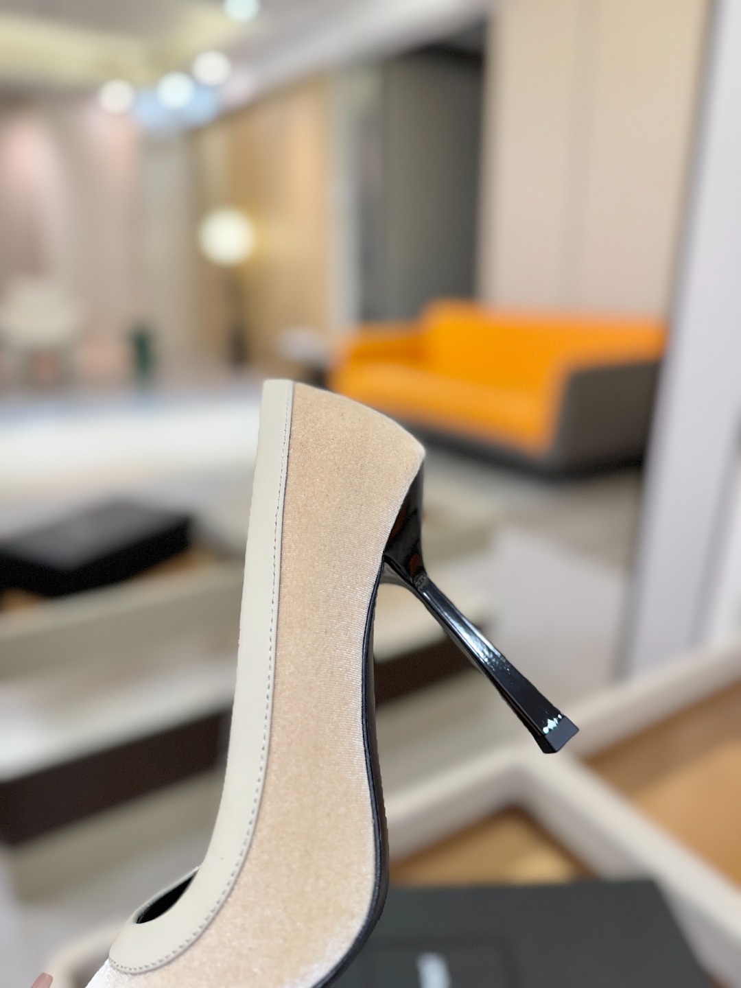 「𝗦𝗔𝗜𝗡𝗧 𝗟𝗔𝗨𝗥𝗘𝗡*」爆款来袭！！！圣罗兰高跟鞋YSL姐姐的美丽尤物高跟鞋 又是人间圣罗lan 