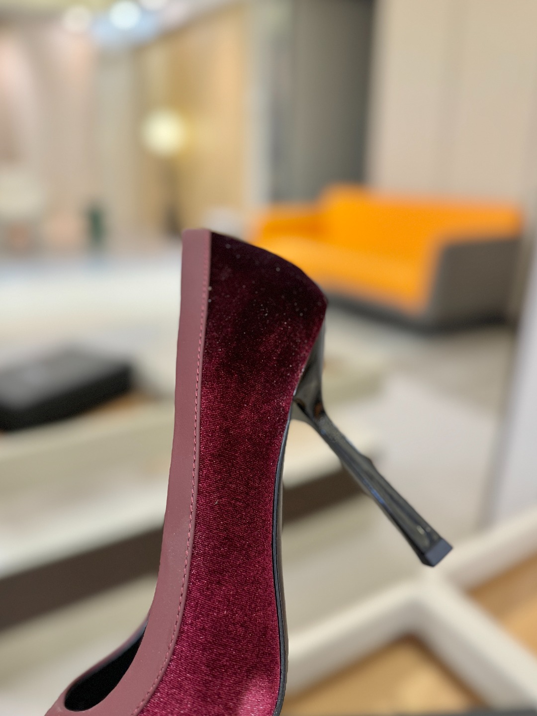 「𝗦𝗔𝗜𝗡𝗧 𝗟𝗔𝗨𝗥𝗘𝗡*」爆款来袭！！！圣罗兰高跟鞋YSL姐姐的美丽尤物高跟鞋 又是人间圣罗lan 