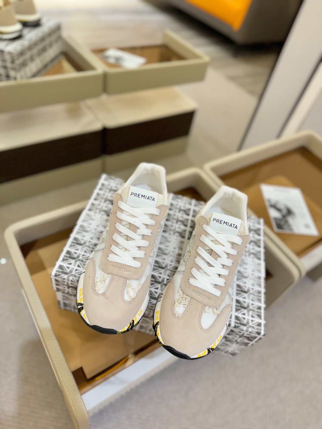普瑞米亚达 Premiata Lander Trainers 兰诺系列米字低帮复古百搭 休闲训练运动鞋p