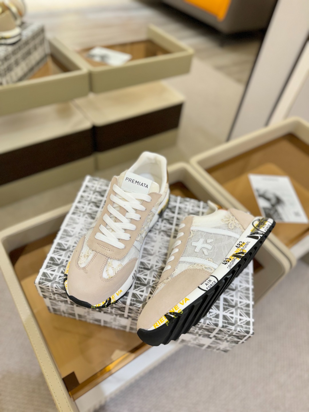 普瑞米亚达 Premiata Lander Trainers 兰诺系列米字低帮复古百搭 休闲训练运动鞋p
