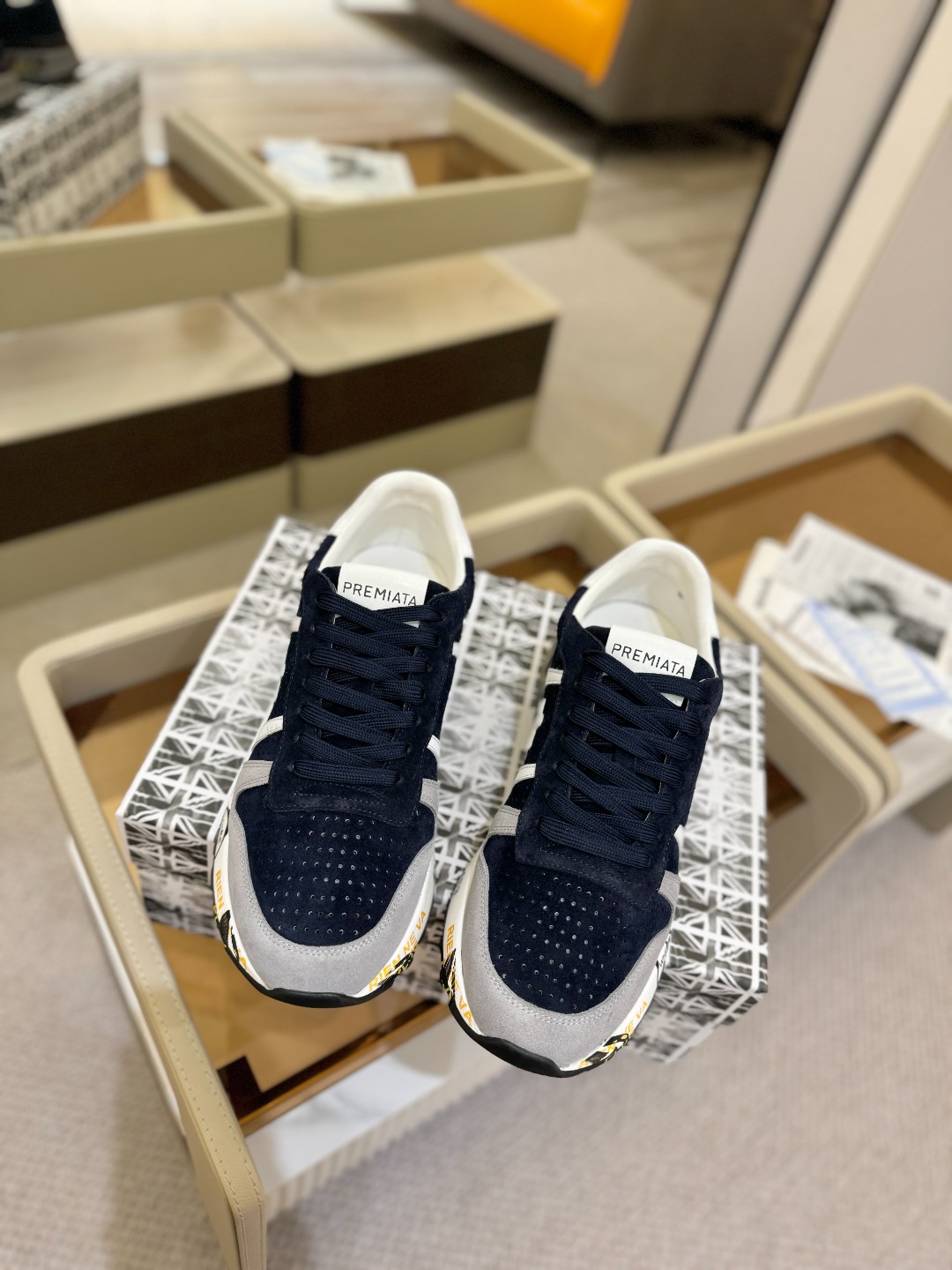 普瑞米亚达 Premiata Lander Trainers 兰诺系列米字低帮复古百搭 休闲训练运动鞋p