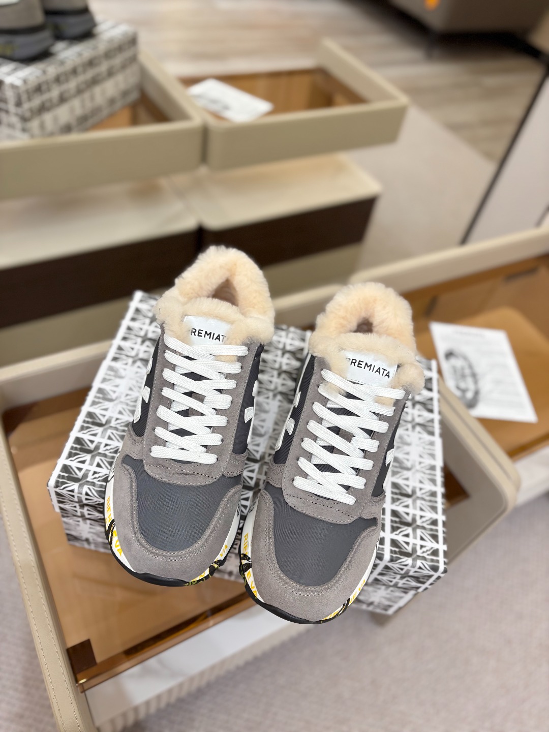 普瑞米亚达 Premiata Lander Trainers 兰诺系列米字低帮复古百搭 休闲训练运动鞋p