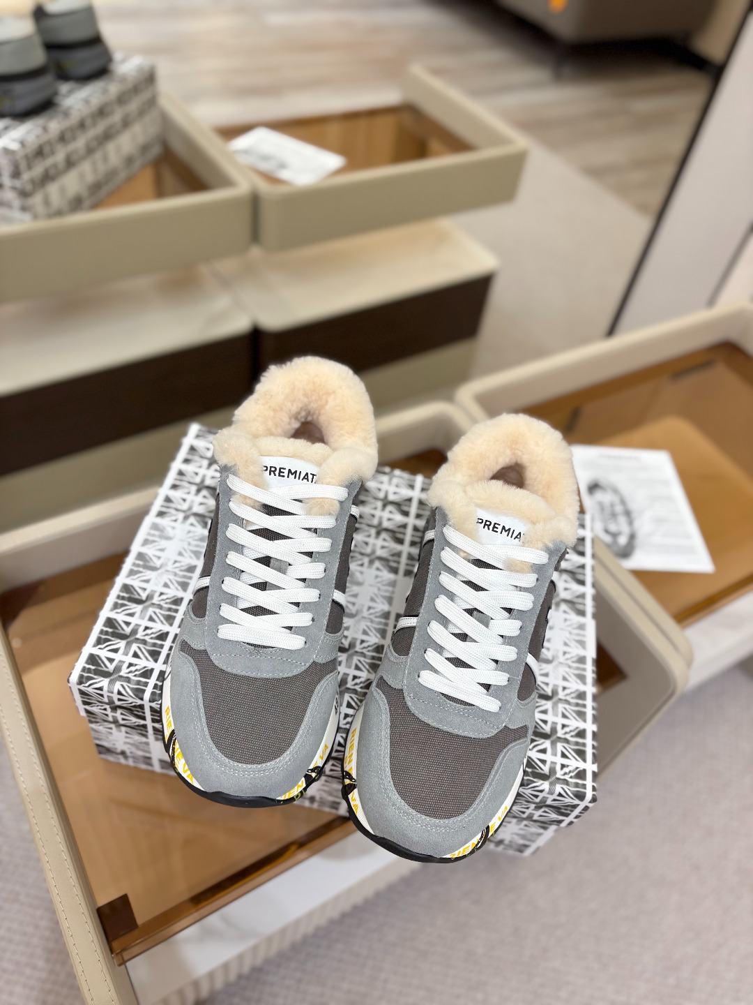 普瑞米亚达 Premiata Lander Trainers 兰诺系列米字低帮复古百搭 休闲训练运动鞋p