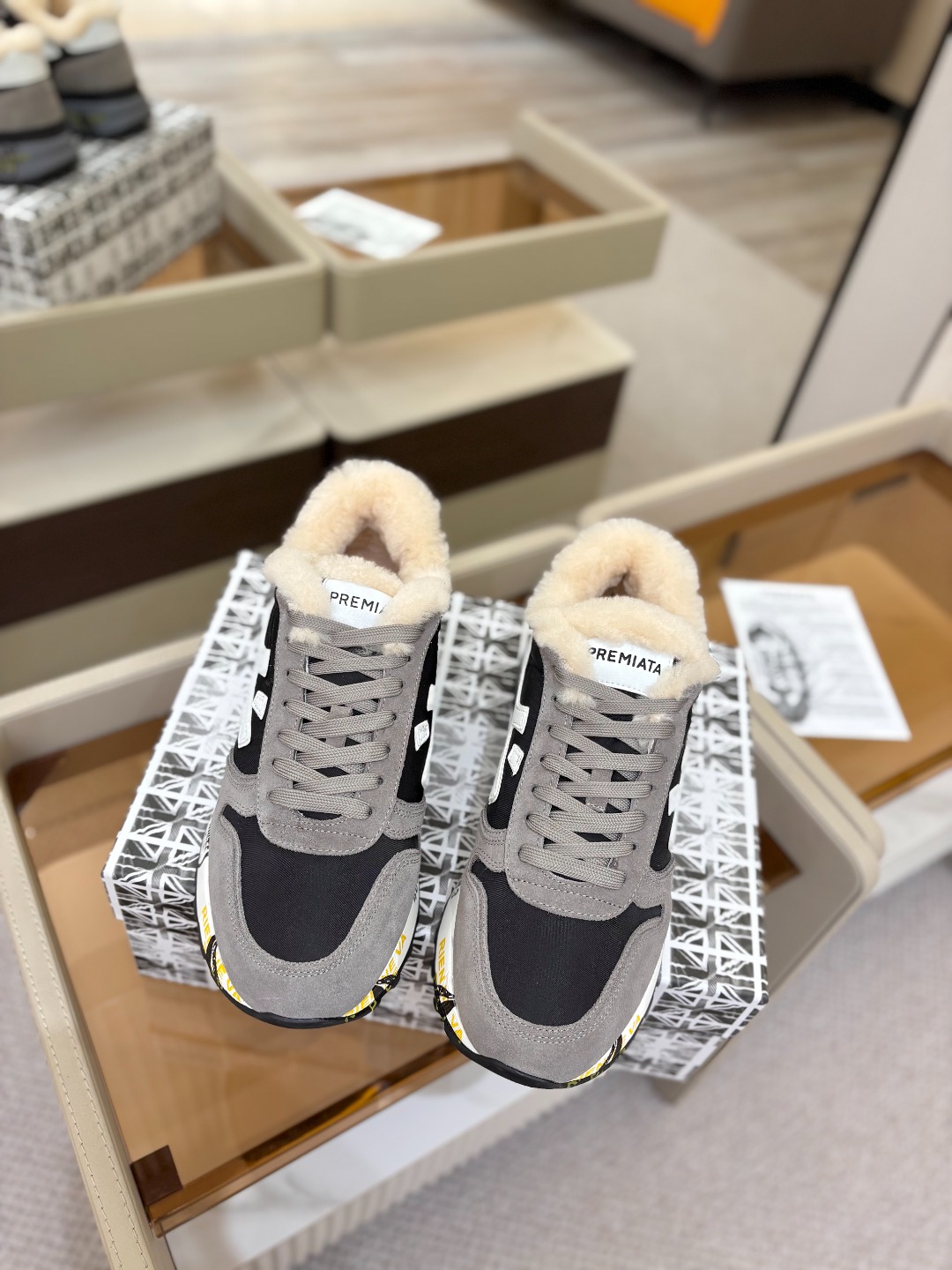 普瑞米亚达 Premiata Lander Trainers 兰诺系列米字低帮复古百搭 休闲训练运动鞋p