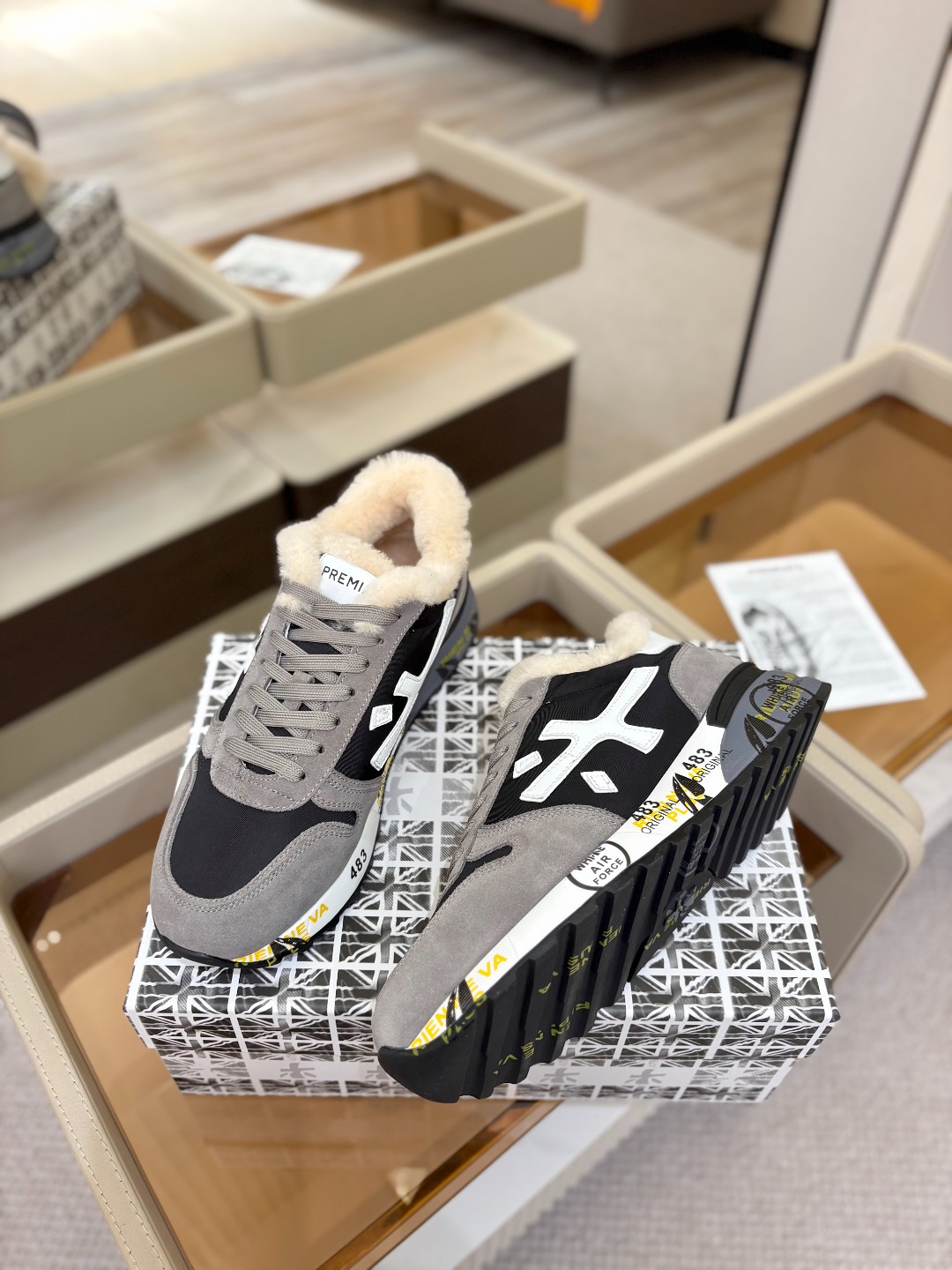 普瑞米亚达 Premiata Lander Trainers 兰诺系列米字低帮复古百搭 休闲训练运动鞋p