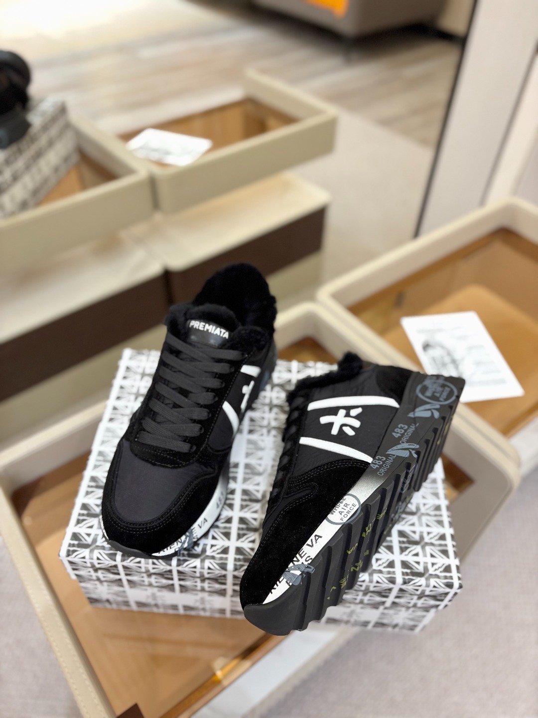 普瑞米亚达 Premiata Lander Trainers 兰诺系列米字低帮复古百搭 休闲训练运动鞋p