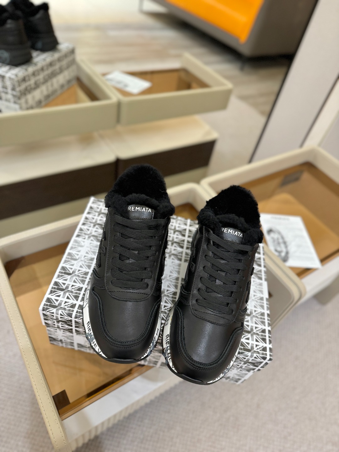 毛里 普瑞米亚达 Premiata Lander Trainers 兰诺系列米字低帮复古百搭 休闲训练运