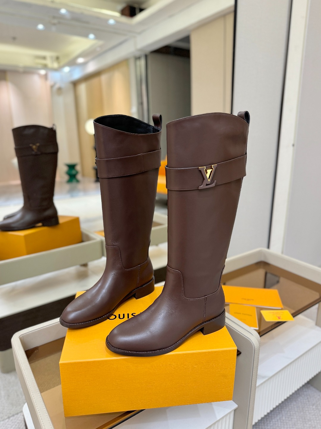 L✔️驴家秋冬 金属扣装饰骑士靴 真皮底 真皮沿条 成皮包跟 驴牌 巴黎 代购款独家新款顶级版本质量超级