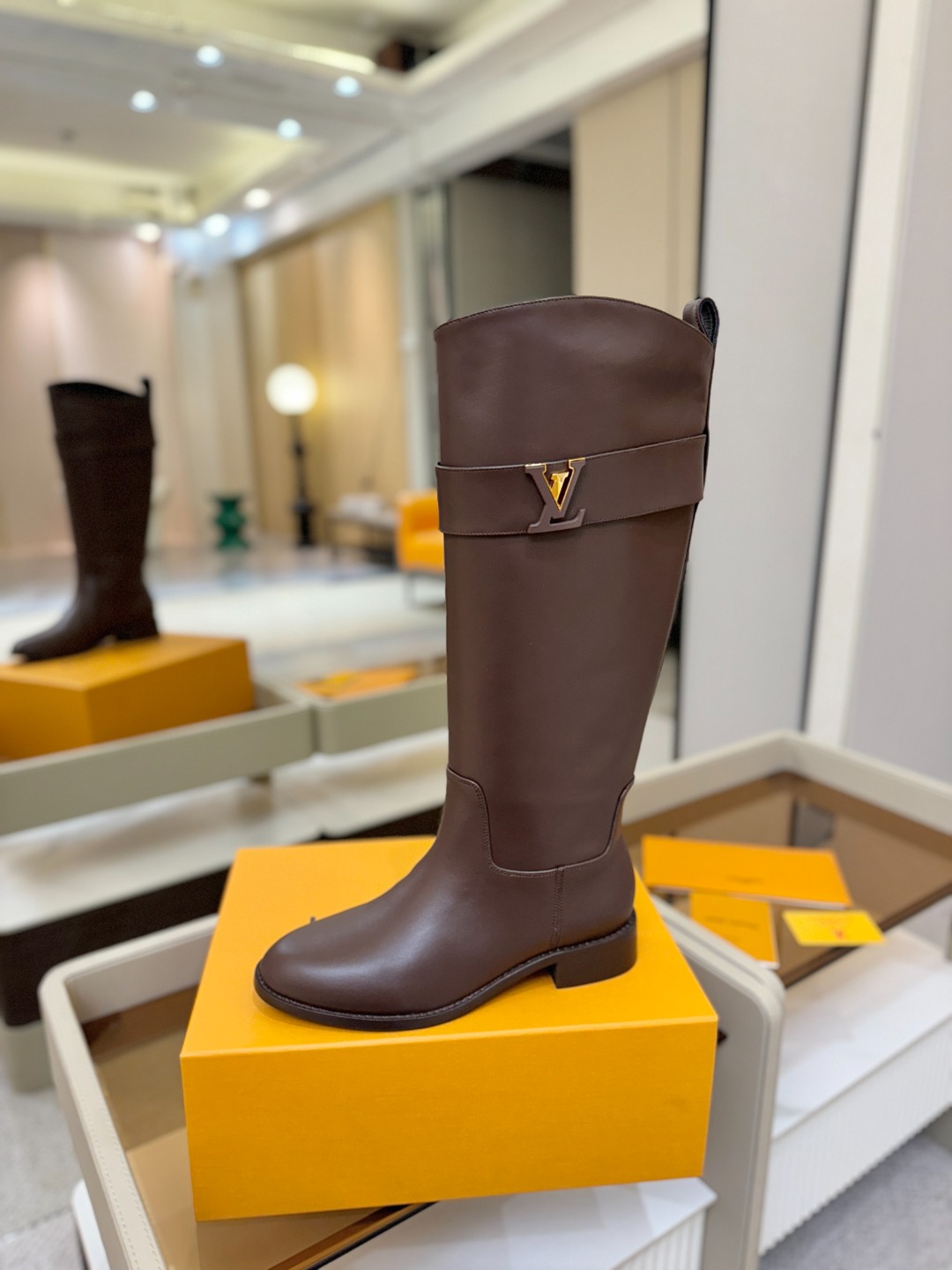 L✔️驴家秋冬 金属扣装饰骑士靴 真皮底 真皮沿条 成皮包跟 驴牌 巴黎 代购款独家新款顶级版本质量超级