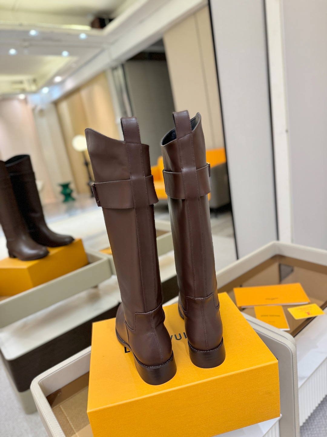 L✔️驴家秋冬 金属扣装饰骑士靴 真皮底 真皮沿条 成皮包跟 驴牌 巴黎 代购款独家新款顶级版本质量超级