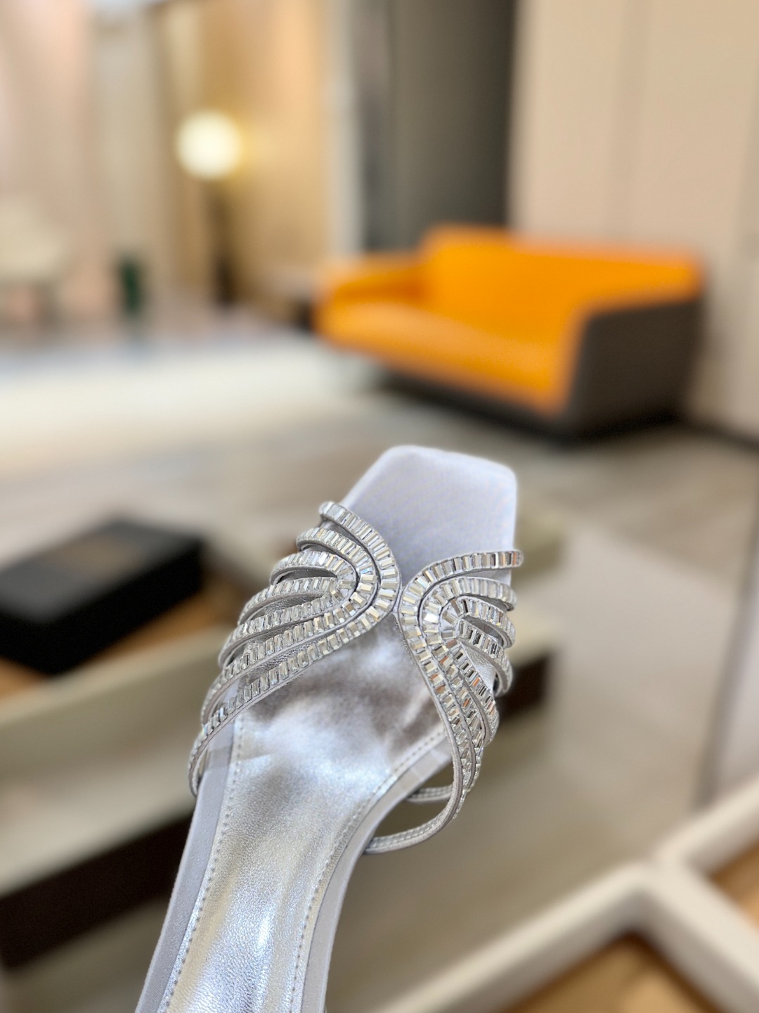 Alevi Mlano 阿列维·姆拉诺 𝘼𝙡𝙚𝙫𝙞 𝙈𝙡𝙖𝙣𝙤Alevi Milano闪钻走秀款一个享有