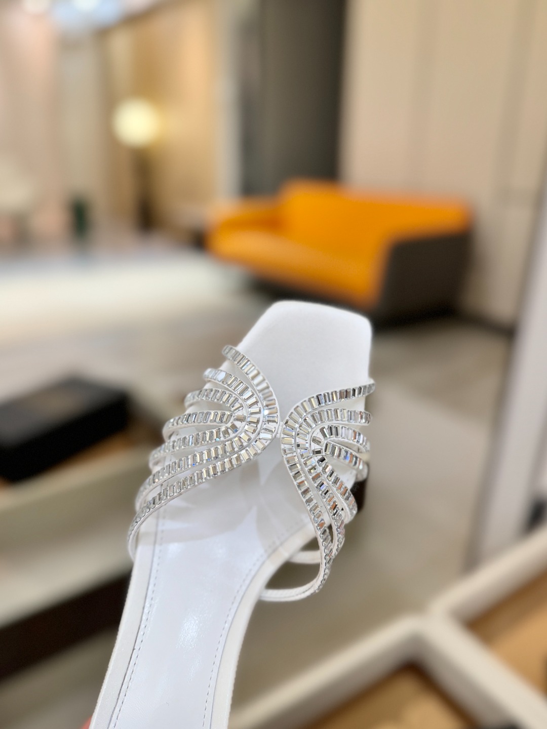 Alevi Mlano 阿列维·姆拉诺 𝘼𝙡𝙚𝙫𝙞 𝙈𝙡𝙖𝙣𝙤Alevi Milano闪钻走秀款一个享有