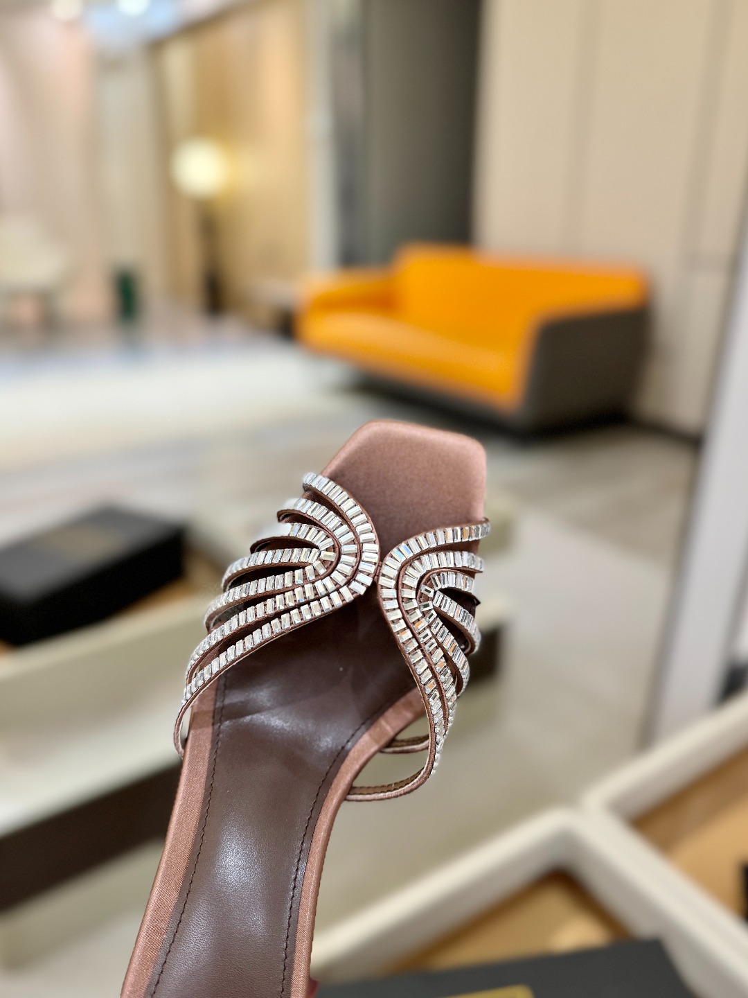 Alevi Mlano 阿列维·姆拉诺 𝘼𝙡𝙚𝙫𝙞 𝙈𝙡𝙖𝙣𝙤Alevi Milano闪钻走秀款一个享有