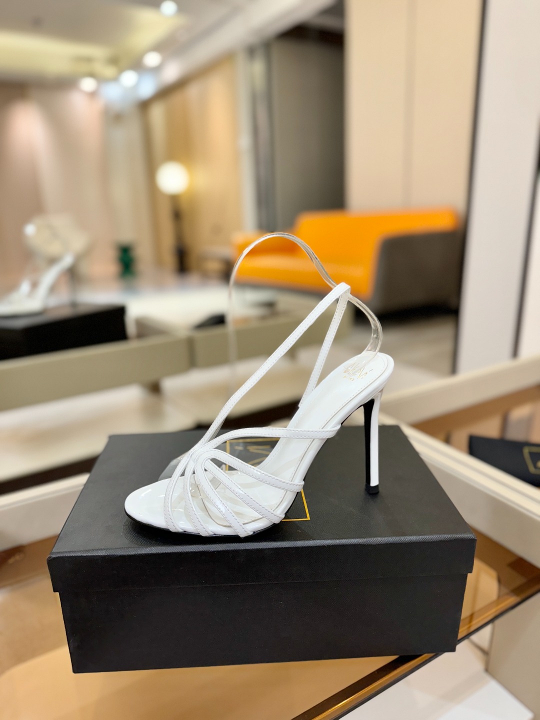 Alevi Mlano 阿列维·姆拉诺 𝘼𝙡𝙚𝙫𝙞 𝙈𝙡𝙖𝙣𝙤 Alevi Milano Alessan