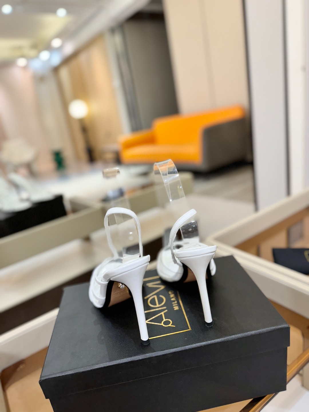 Alevi Mlano 阿列维·姆拉诺 𝘼𝙡𝙚𝙫𝙞 𝙈𝙡𝙖𝙣𝙤 Alevi Milano Alessan