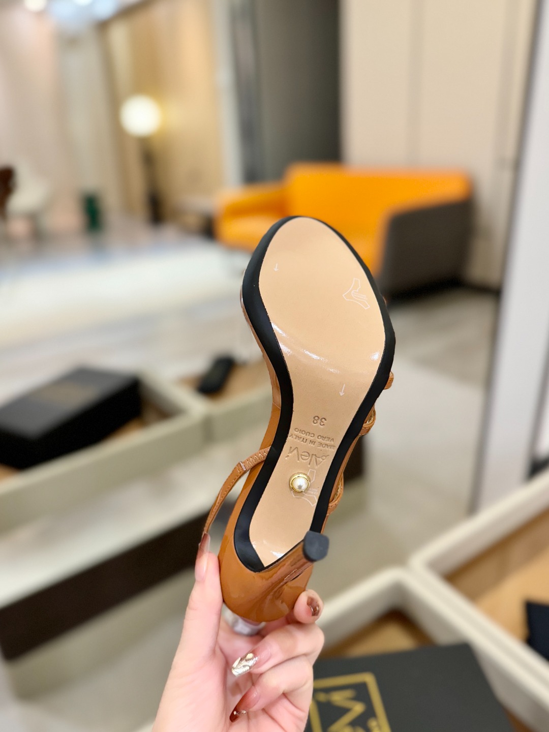 Alevi Mlano 阿列维·姆拉诺 𝘼𝙡𝙚𝙫𝙞 𝙈𝙡𝙖𝙣𝙤 Alevi Milano Alessan