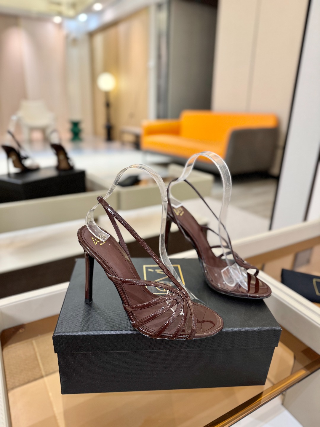 Alevi Mlano 阿列维·姆拉诺 𝘼𝙡𝙚𝙫𝙞 𝙈𝙡𝙖𝙣𝙤 Alevi Milano Alessan