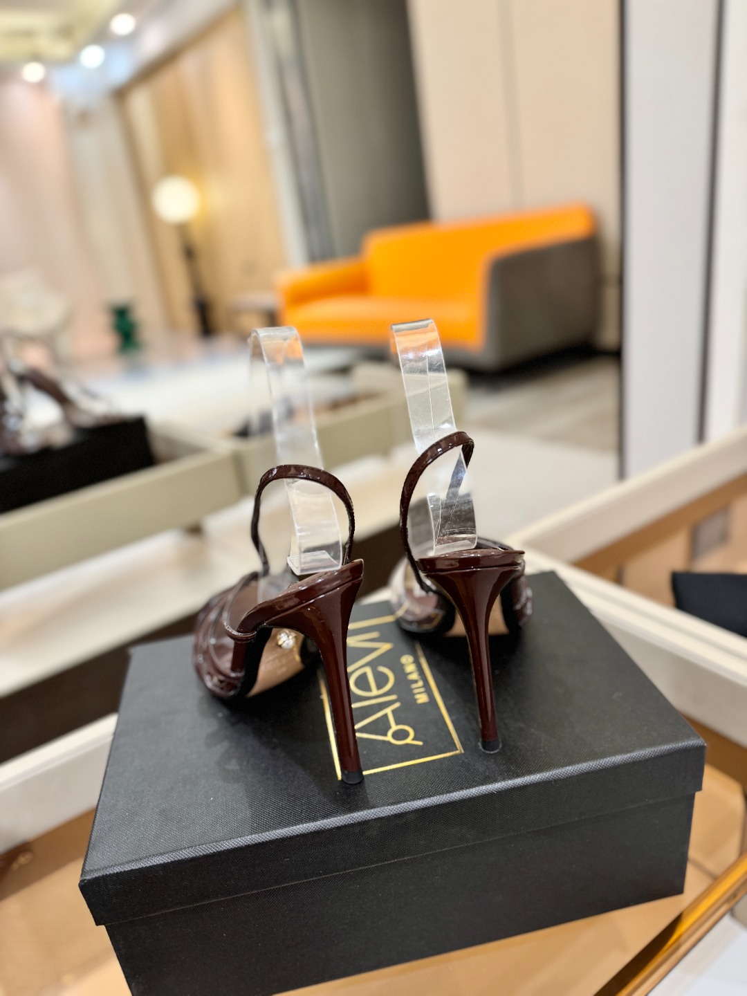 Alevi Mlano 阿列维·姆拉诺 𝘼𝙡𝙚𝙫𝙞 𝙈𝙡𝙖𝙣𝙤 Alevi Milano Alessan