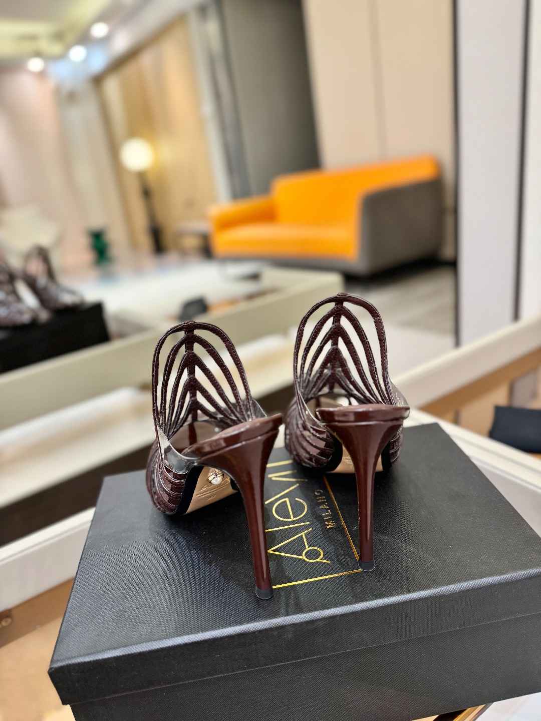 Alevi Mlano 阿列维·姆拉诺 𝘼𝙡𝙚𝙫𝙞 𝙈𝙡𝙖𝙣𝙤 Alevi Milano Alessan